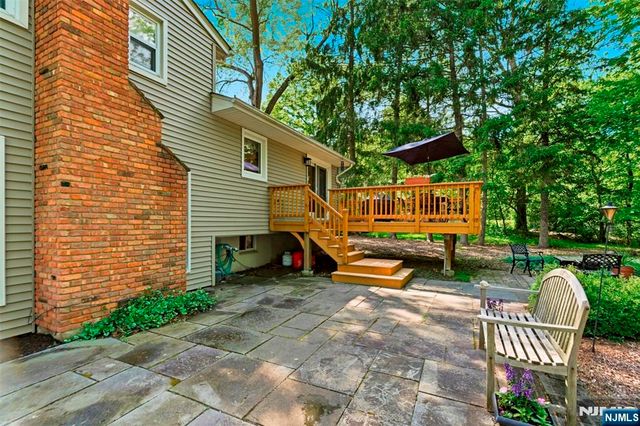 9 Jayne Terrace, Ringwood, NJ 07456