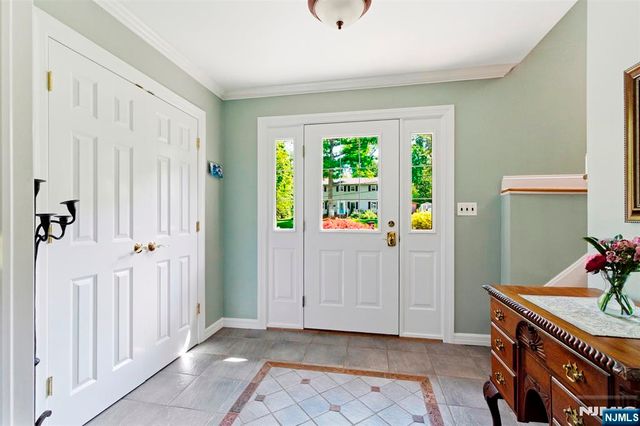 9 Jayne Terrace, Ringwood, NJ 07456