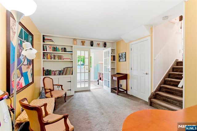 9 Jayne Terrace, Ringwood, NJ 07456