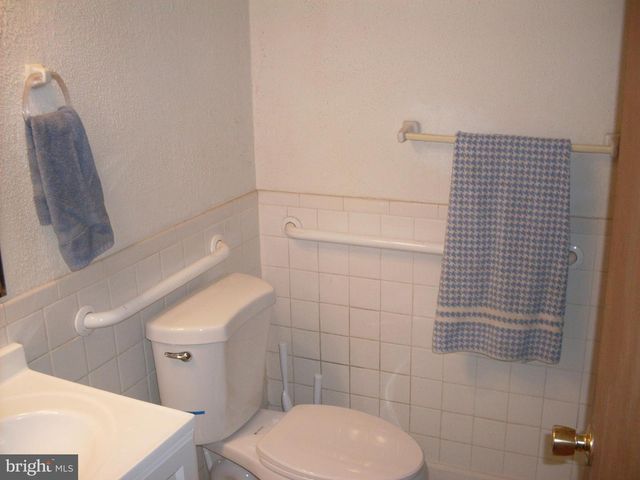 6408 WATERLOO RD, Columbia, MD 21045