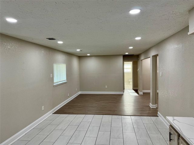 6321 Apache Drive, Pasadena, TX 77503