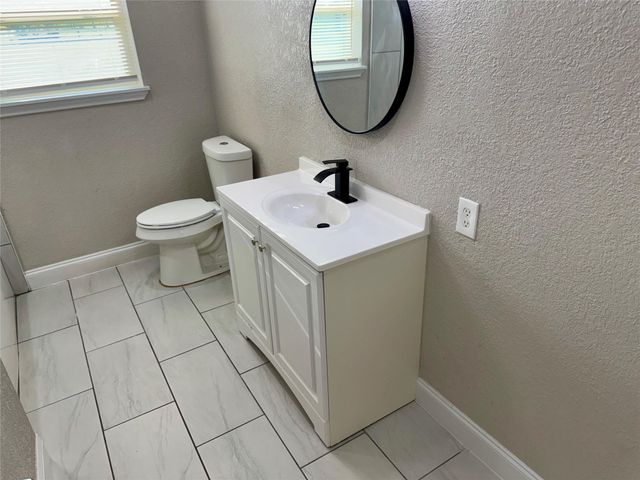 6321 Apache Drive, Pasadena, TX 77503