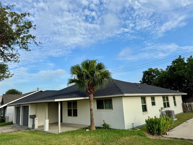 6321 Apache Drive, Pasadena, TX 77503