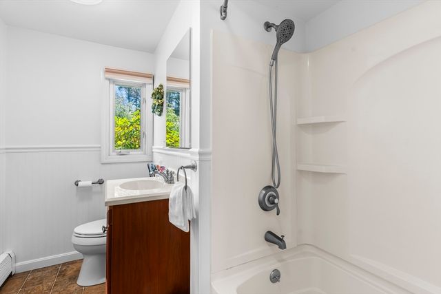 58 Sloane Dr, Framingham, MA 01701