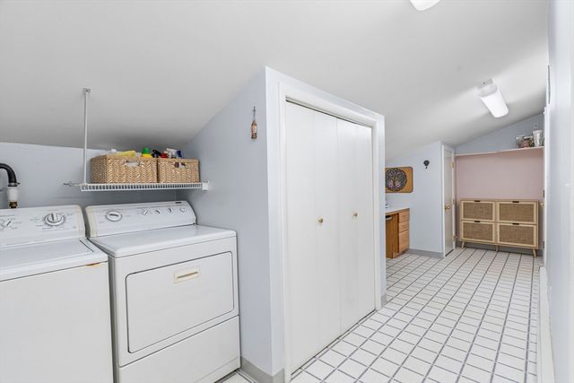 58 Sloane Dr, Framingham, MA 01701
