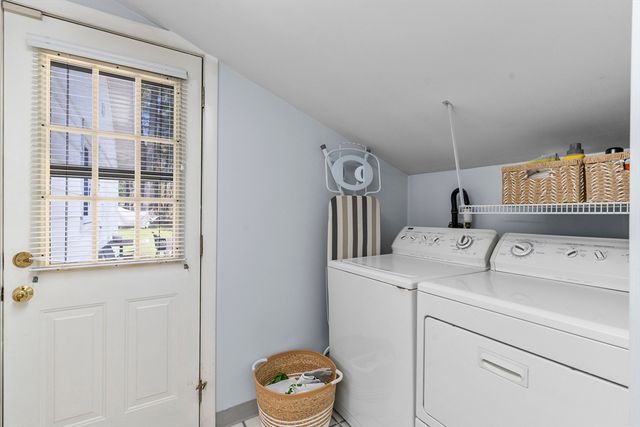 58 Sloane Dr, Framingham, MA 01701
