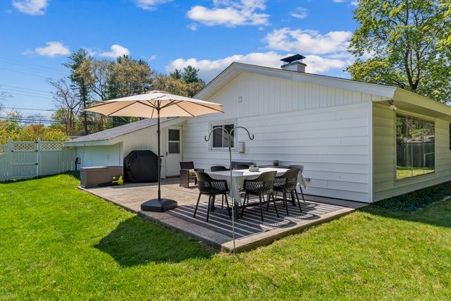 58 Sloane Dr, Framingham, MA 01701