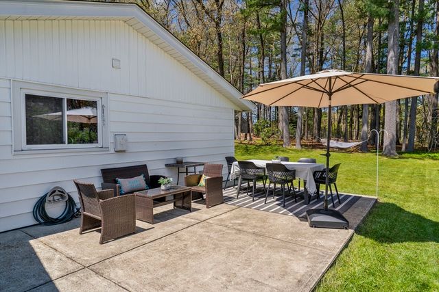 58 Sloane Dr, Framingham, MA 01701