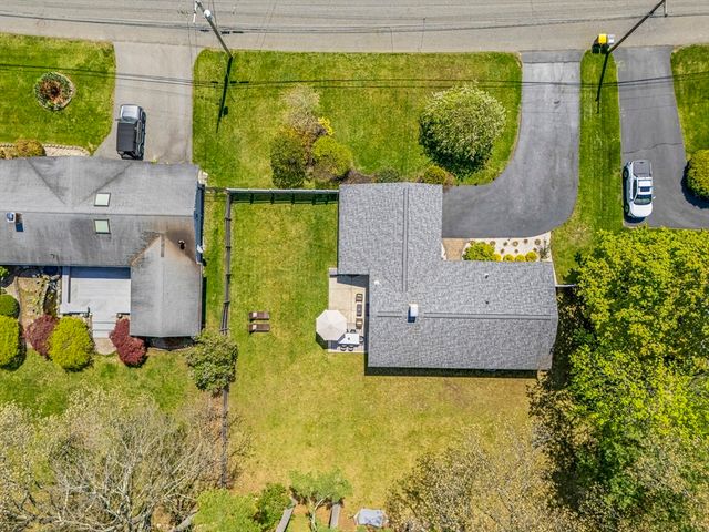 58 Sloane Dr, Framingham, MA 01701