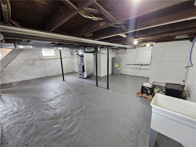 417 2nd Ave, Cadogan Twp, PA 16212