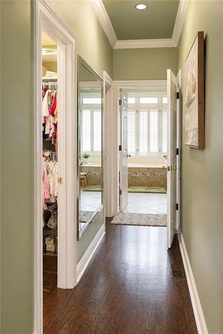 340 Nell Court, Atlanta, GA 30342
