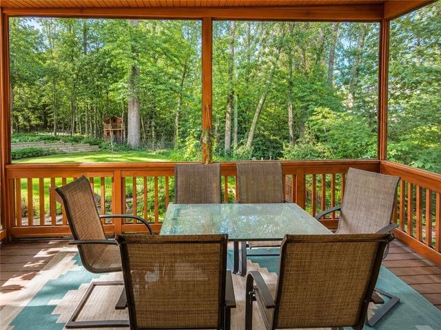 340 Nell Court, Atlanta, GA 30342