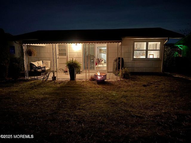 10 Whitman Street, Brick, NJ 08724