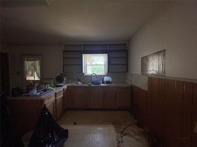 7008 Greenbriar Crescent Street, Lake Worth, TX 76135