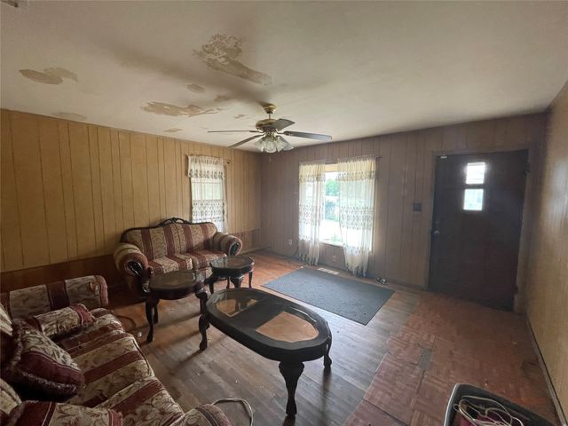 7008 Greenbriar Crescent Street, Lake Worth, TX 76135