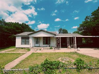 7008 Greenbriar Crescent Street, Lake Worth, TX 76135