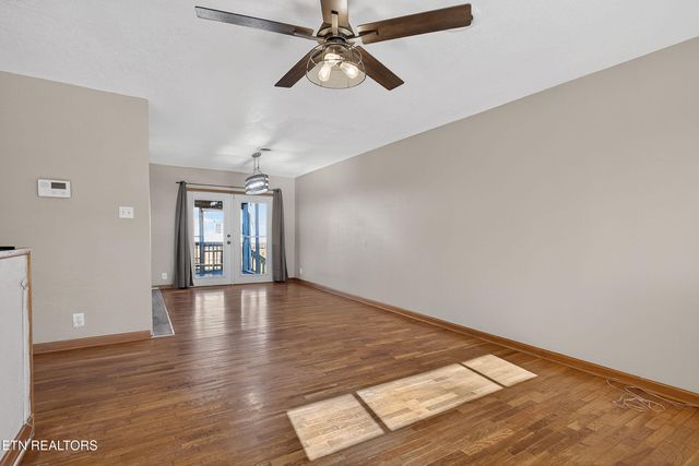 110 Providence Rd, Oak Ridge, TN 37830