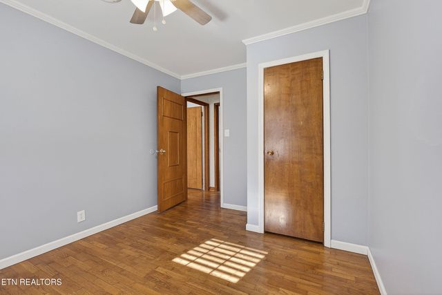 110 Providence Rd, Oak Ridge, TN 37830