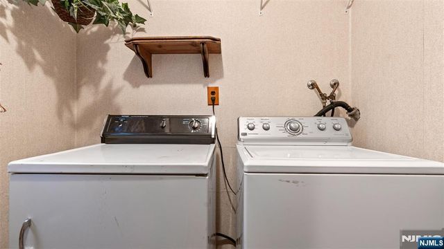 51 Black Oak Lane, Mahwah, NJ 07430