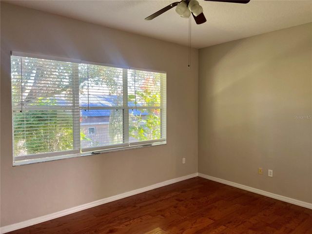 119 FALLING ACORN AVENUE, Groveland, FL 34736
