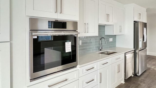 131 Cambridge St A, Burlington, MA 01803