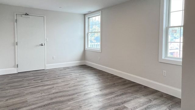 131 Cambridge St A, Burlington, MA 01803