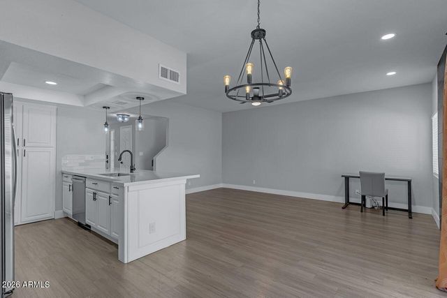 9705 E MOUNTAIN VIEW Road 1046, Scottsdale, AZ 85258