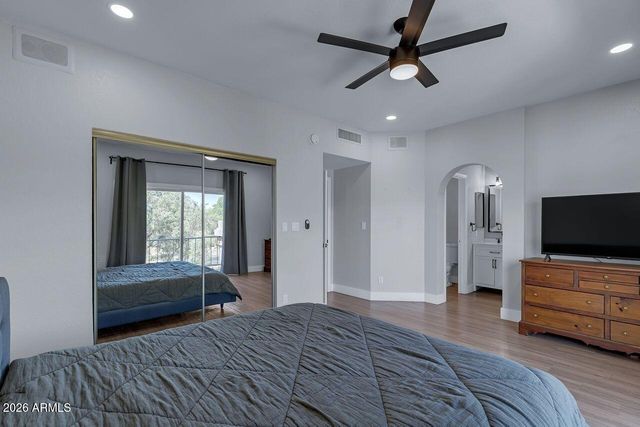 9705 E MOUNTAIN VIEW Road 1046, Scottsdale, AZ 85258