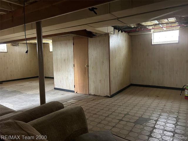 16801 Blackstone Street, Detroit, MI 48219