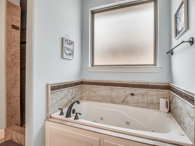 11509 SW 58th Street, Mustang, OK 73064