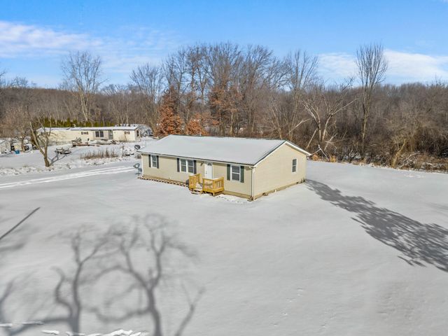 2340 E Mosherville Road, Scipio Twp, MI 49250