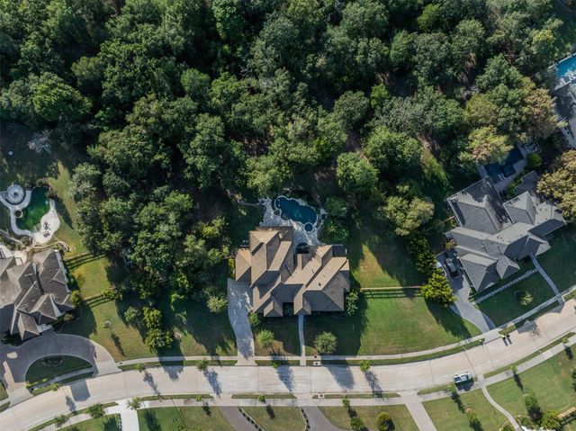 8603 Woods Hollow Trail, Fulshear, TX 77406