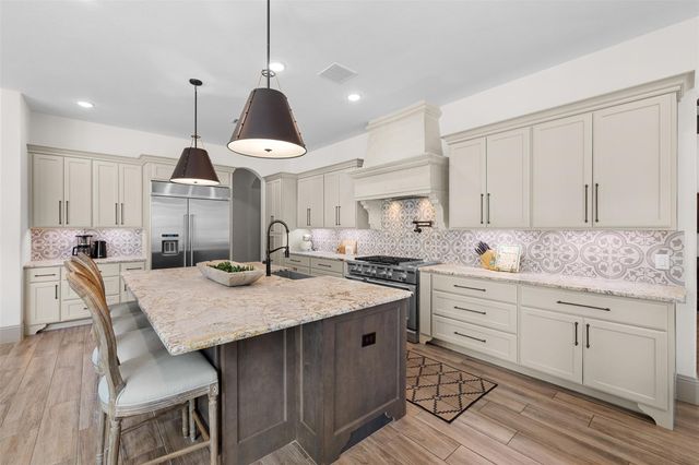 8603 Woods Hollow Trail, Fulshear, TX 77406