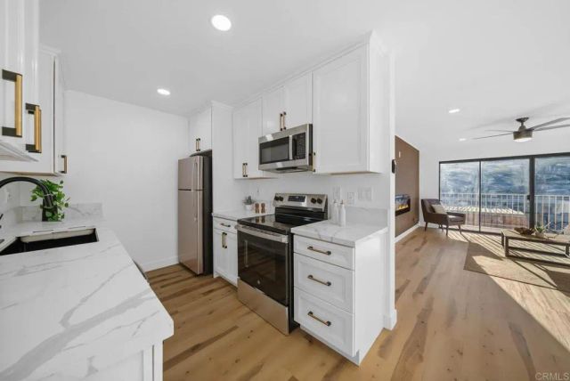 2360 Hosp Way 331, Carlsbad, CA 92008