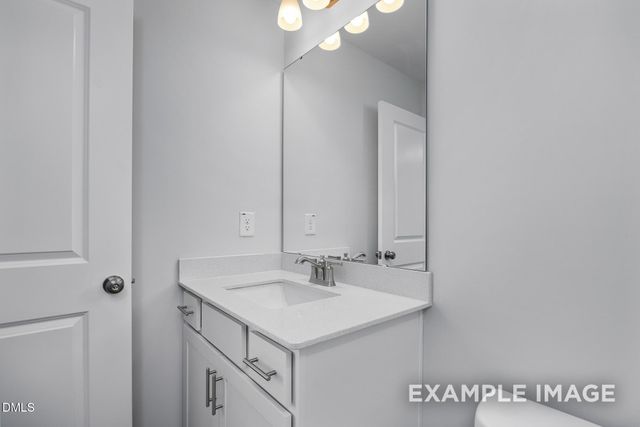 320 Longleaf Glen Lane, Zebulon, NC 27597