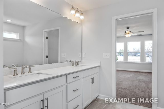 320 Longleaf Glen Lane, Zebulon, NC 27597