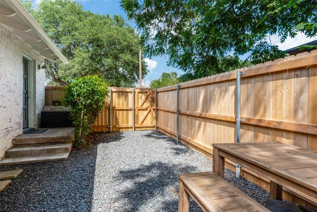 6440 Lontos Drive, Dallas, TX 75214