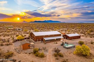 33977 S Twin Hawk Lane, Marana, AZ 85658