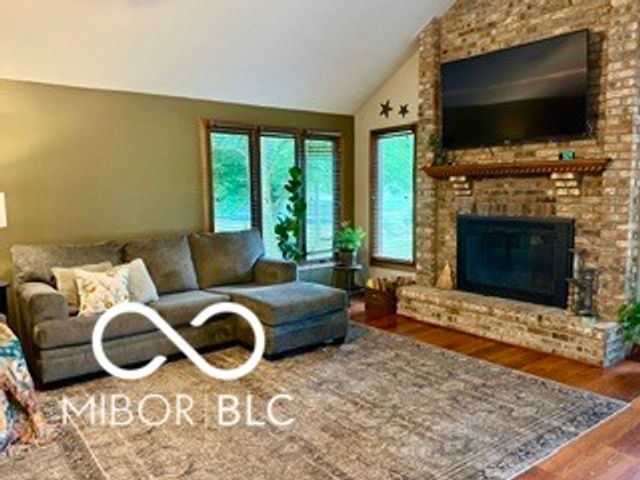 11867 N Shelby 700 W, New Palestine, IN 46163
