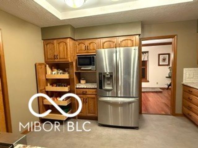 11867 N Shelby 700 W, New Palestine, IN 46163
