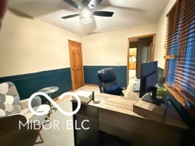 11867 N Shelby 700 W, New Palestine, IN 46163