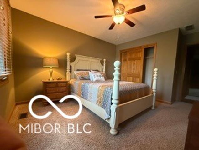 11867 N Shelby 700 W, New Palestine, IN 46163