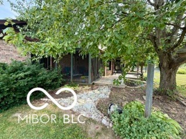 11867 N Shelby 700 W, New Palestine, IN 46163