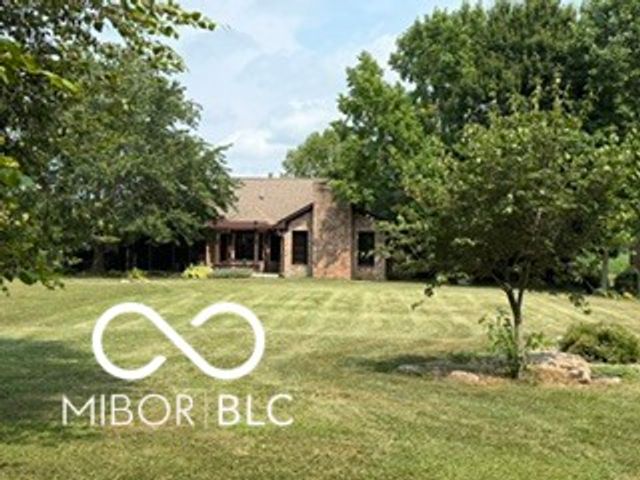11867 N Shelby 700 W, New Palestine, IN 46163