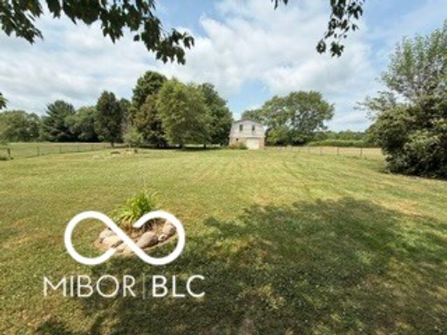 11867 N Shelby 700 W, New Palestine, IN 46163