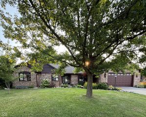 11867 N Shelby 700 W, New Palestine, IN 46163