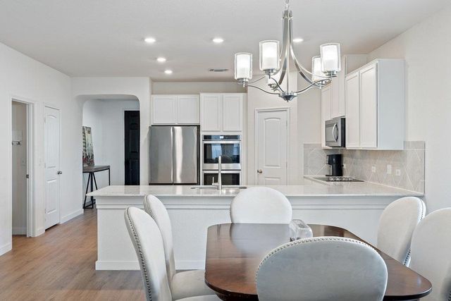 1926 Dragonfly LOOP, Bastrop, TX 78602