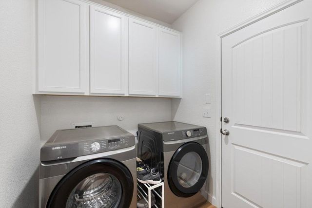 1926 Dragonfly LOOP, Bastrop, TX 78602