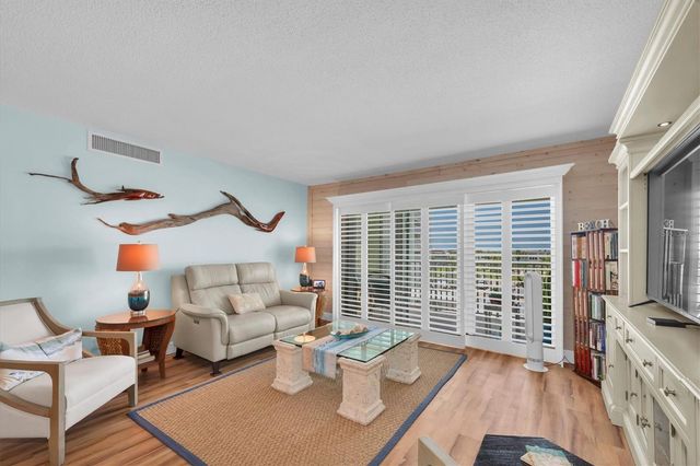 420 64TH AVENUE 402E, St Pete Beach, FL 33706