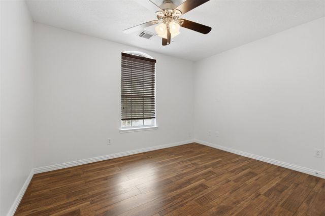 7250 Foxshadows Lane, Humble, TX 77338